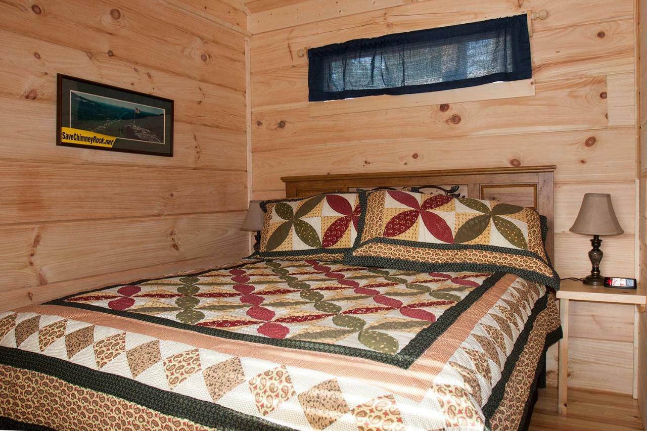 Pine Gables Cabins Villa Lake Lure Exterior photo