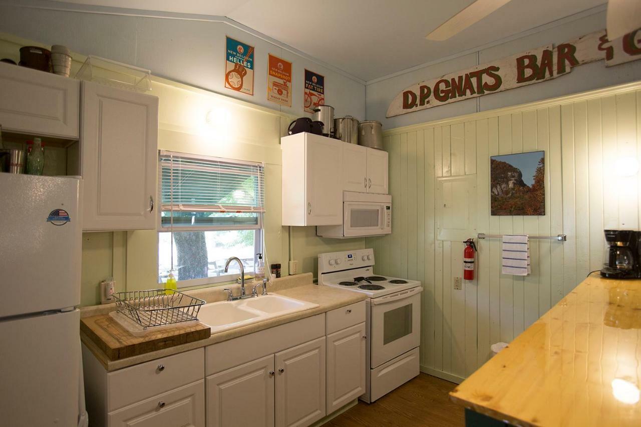 Pine Gables Cabins Villa Lake Lure Exterior photo